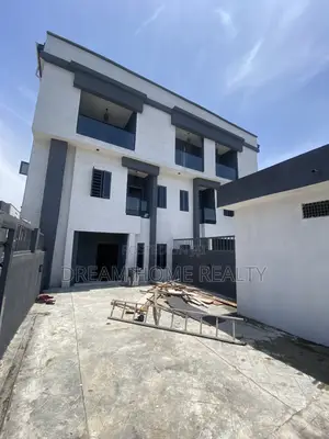 2bdrm Duplex in A Secured Estate, Ikota for rent
