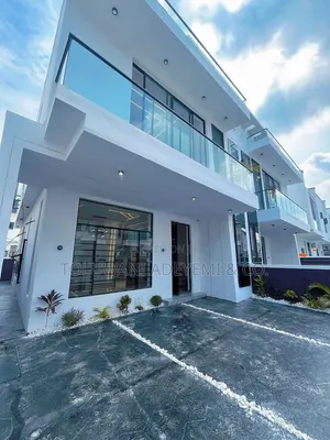 4bdrm Duplex in Ikota for sale