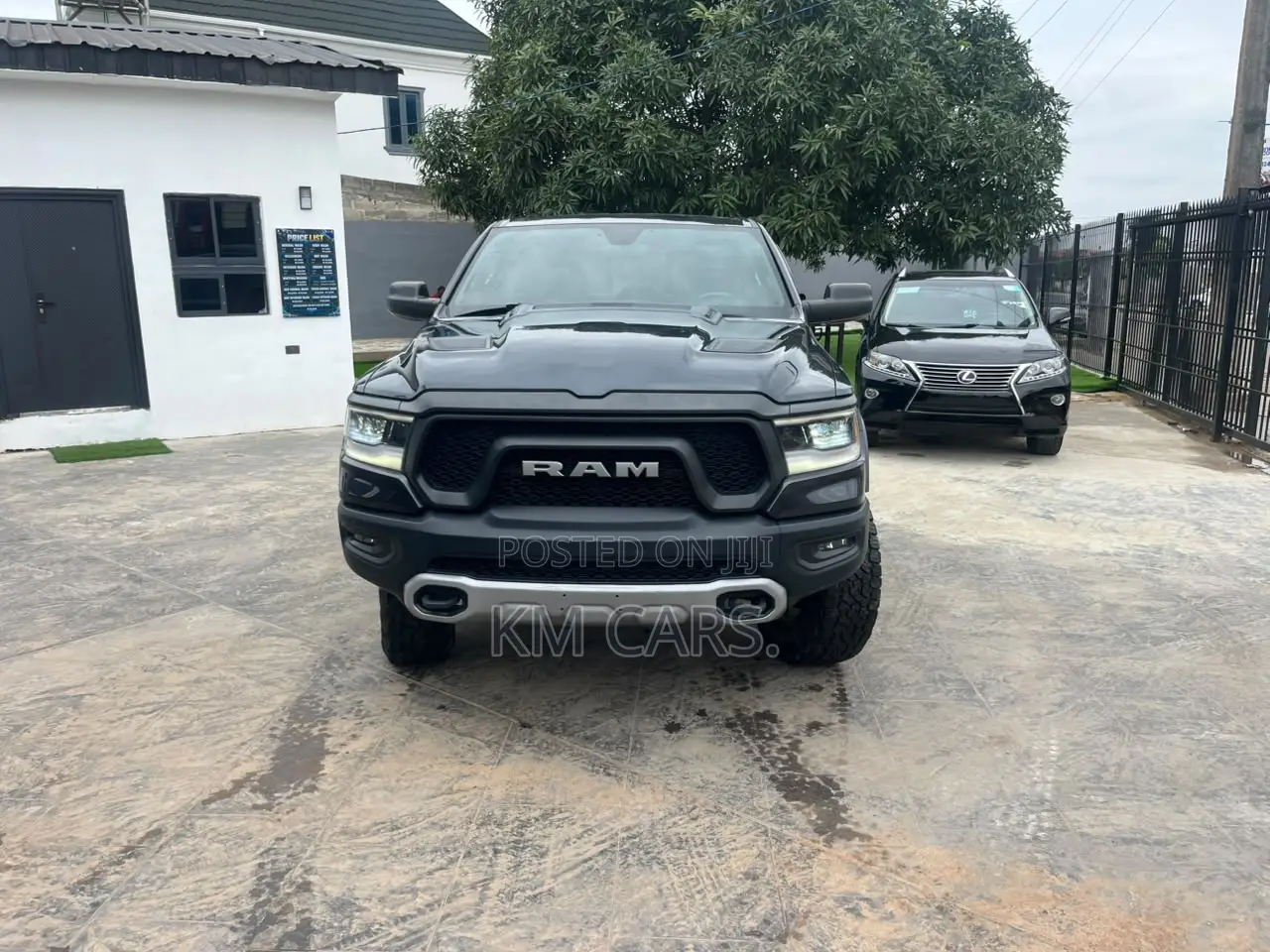 RAM 1500 2019 Black