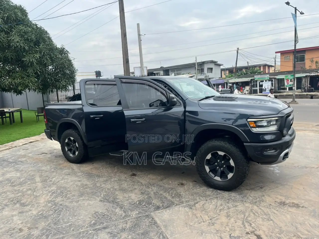 RAM 1500 2019 Black