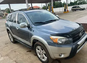 Toyota RAV4 2.4 2008 Blue