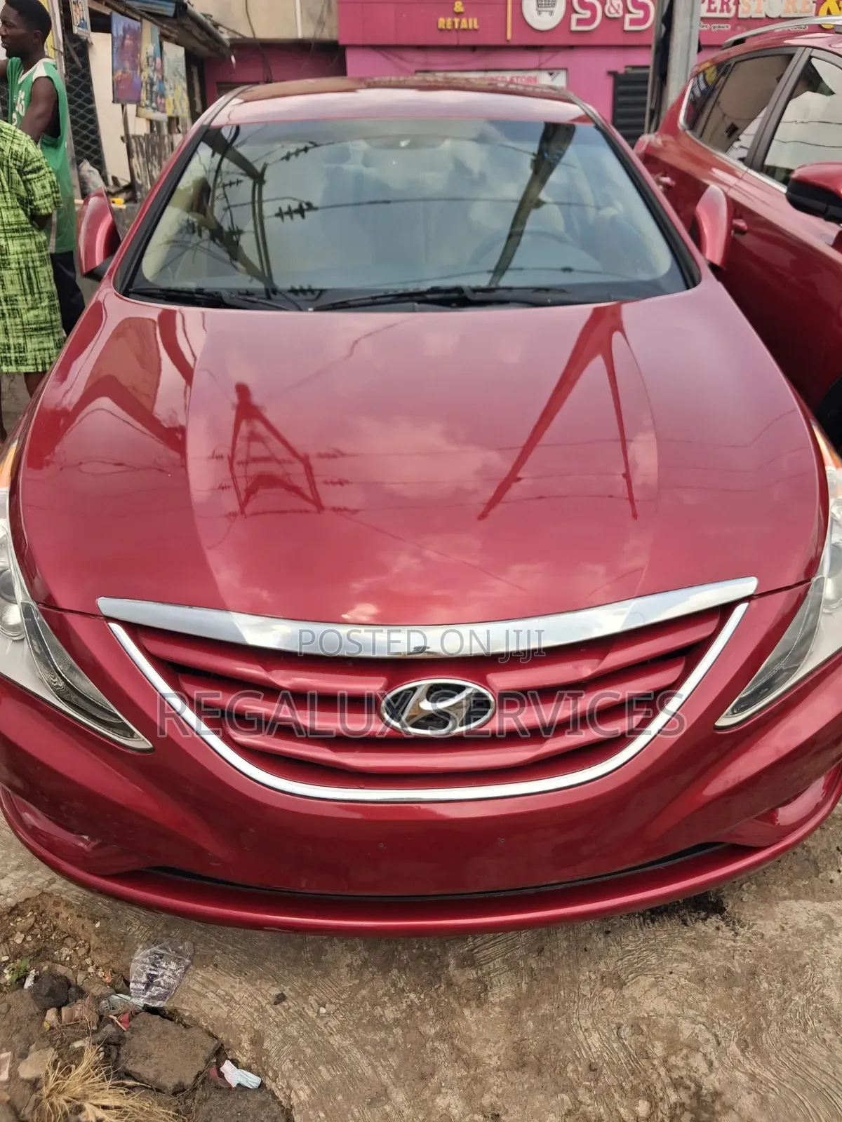 Hyundai Sonata 2011 Red