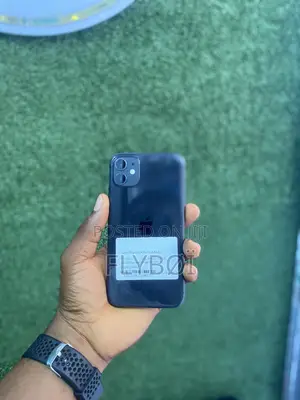 New Apple iPhone 11 64 GB Black