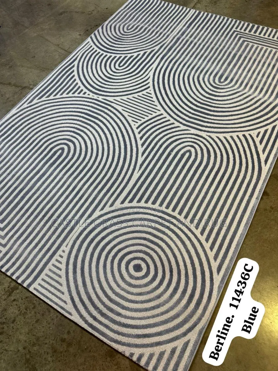 Imperial Crown Center Rug