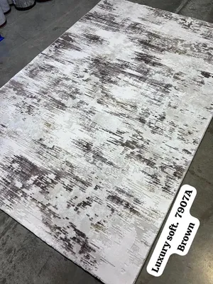 Imperial Crown Center Rug