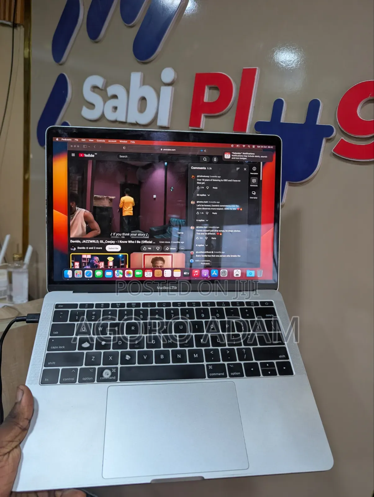 Laptop Apple MacBook Pro 2017 16GB Intel Core i5 SSD 512GB
