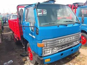 Toyota Dyna 200