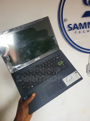 Laptop Asus ROG Zephyrus G14 4GB Intel Pentium SSD 128GB