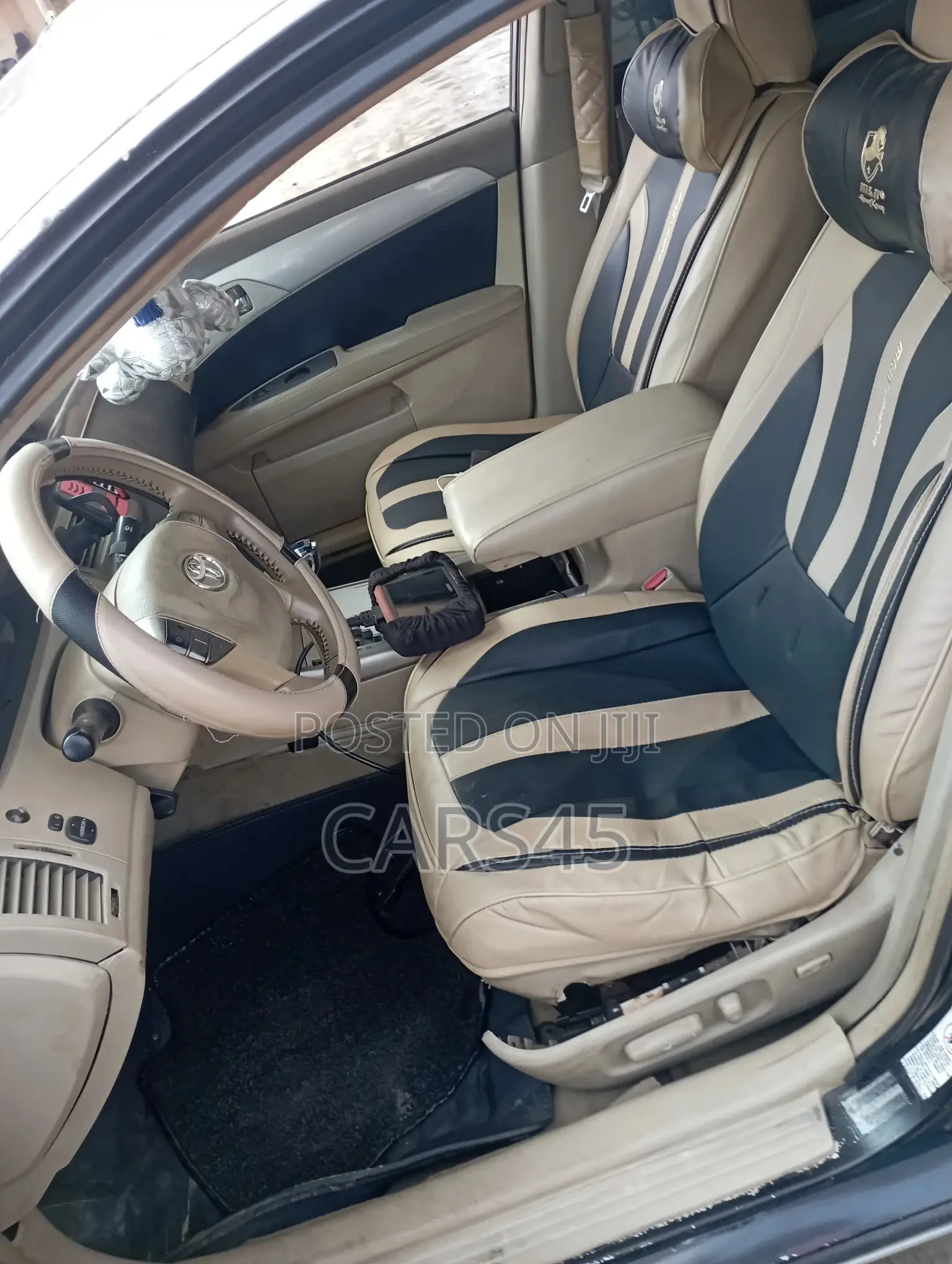Toyota Avalon 2006 White