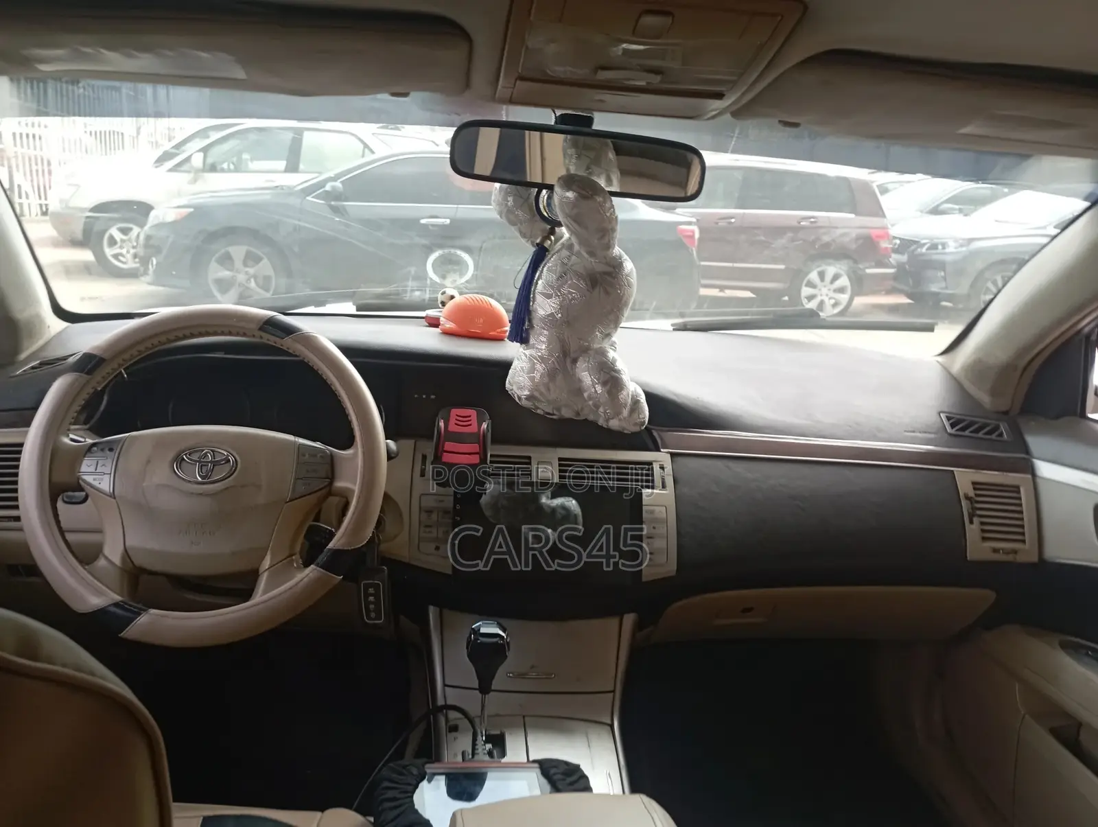 Toyota Avalon 2006 White