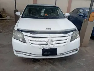 Toyota Avalon 2006 White