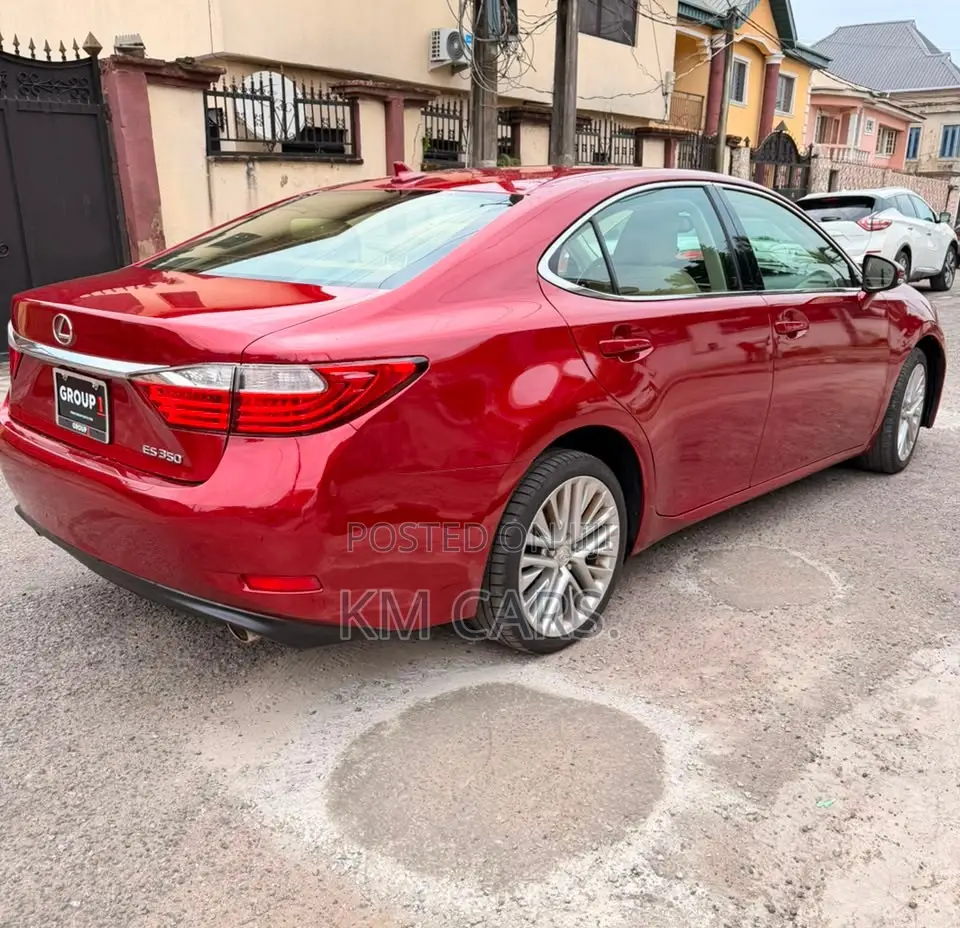 Lexus ES 2013 Red