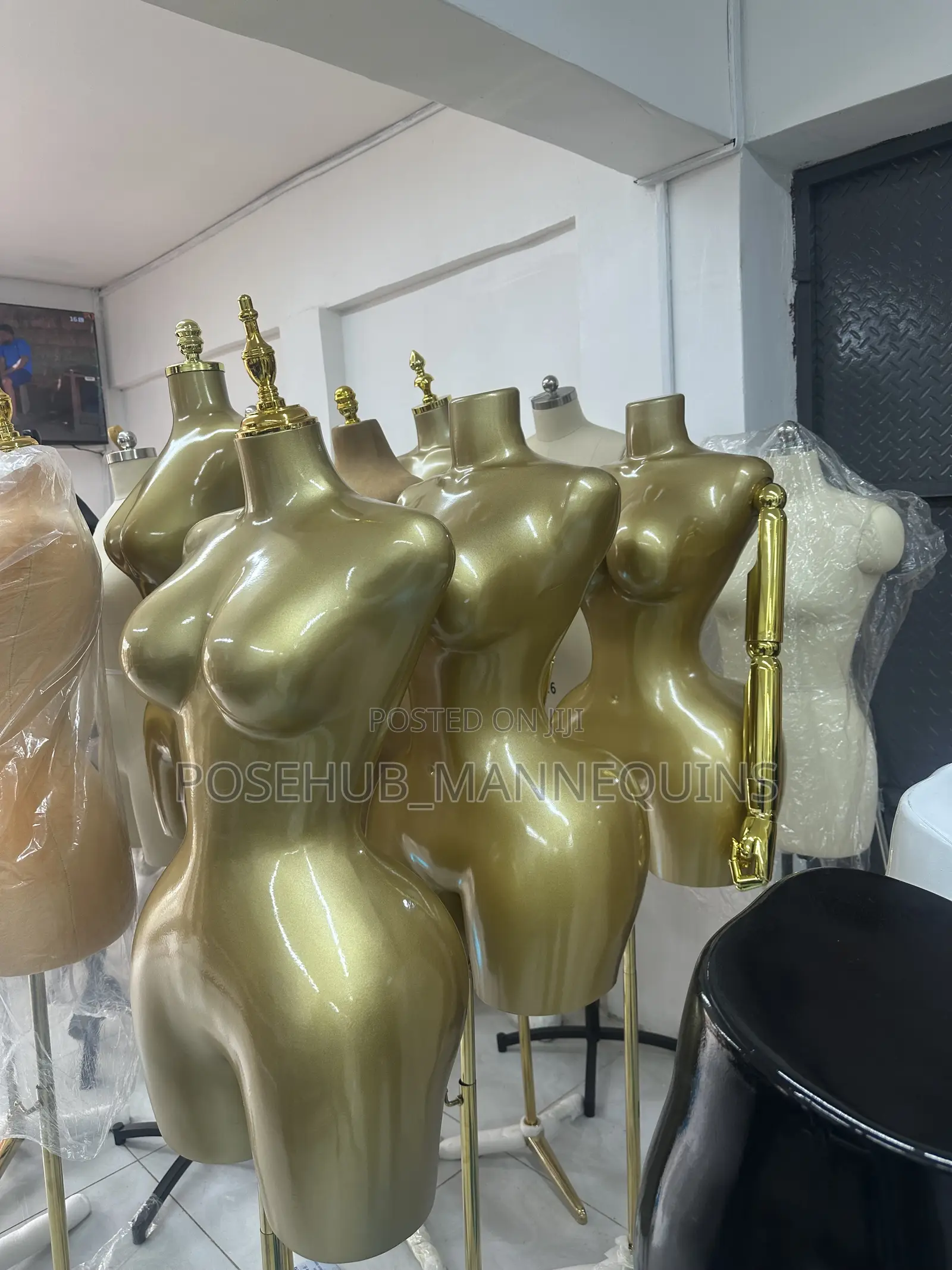 Fiber BBL Mannequin Foreign