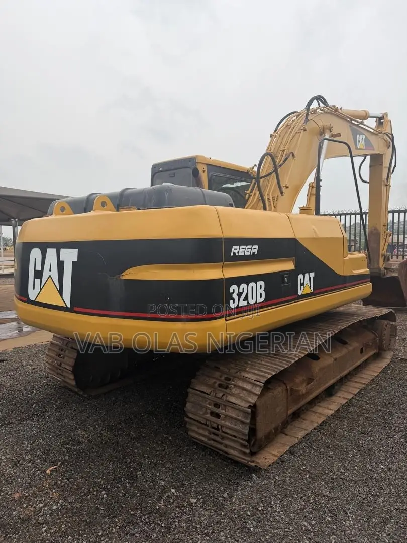 B320 Excavator