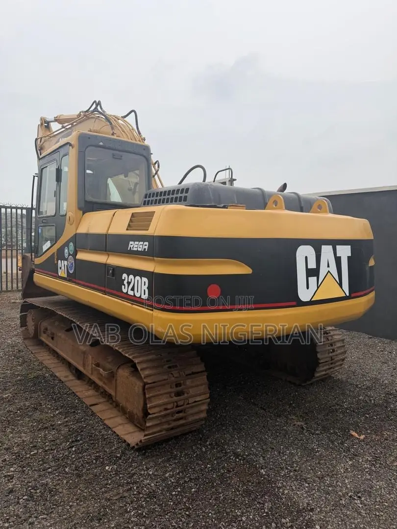B320 Excavator