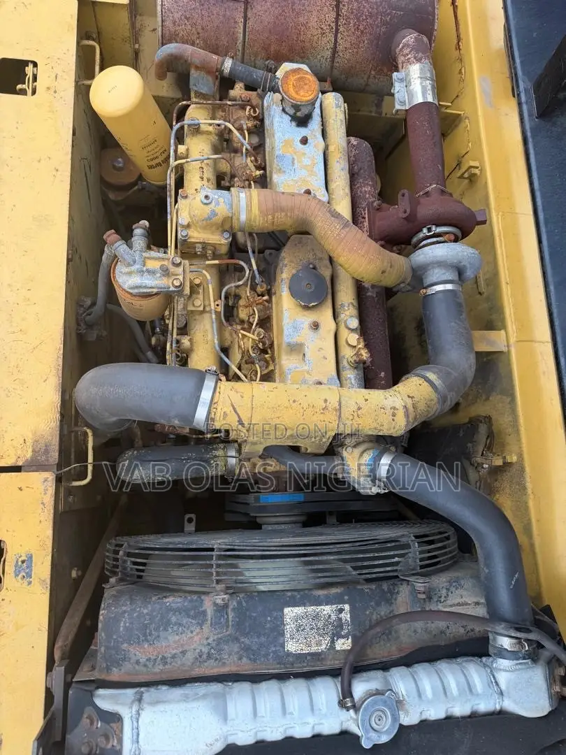 B320 Excavator