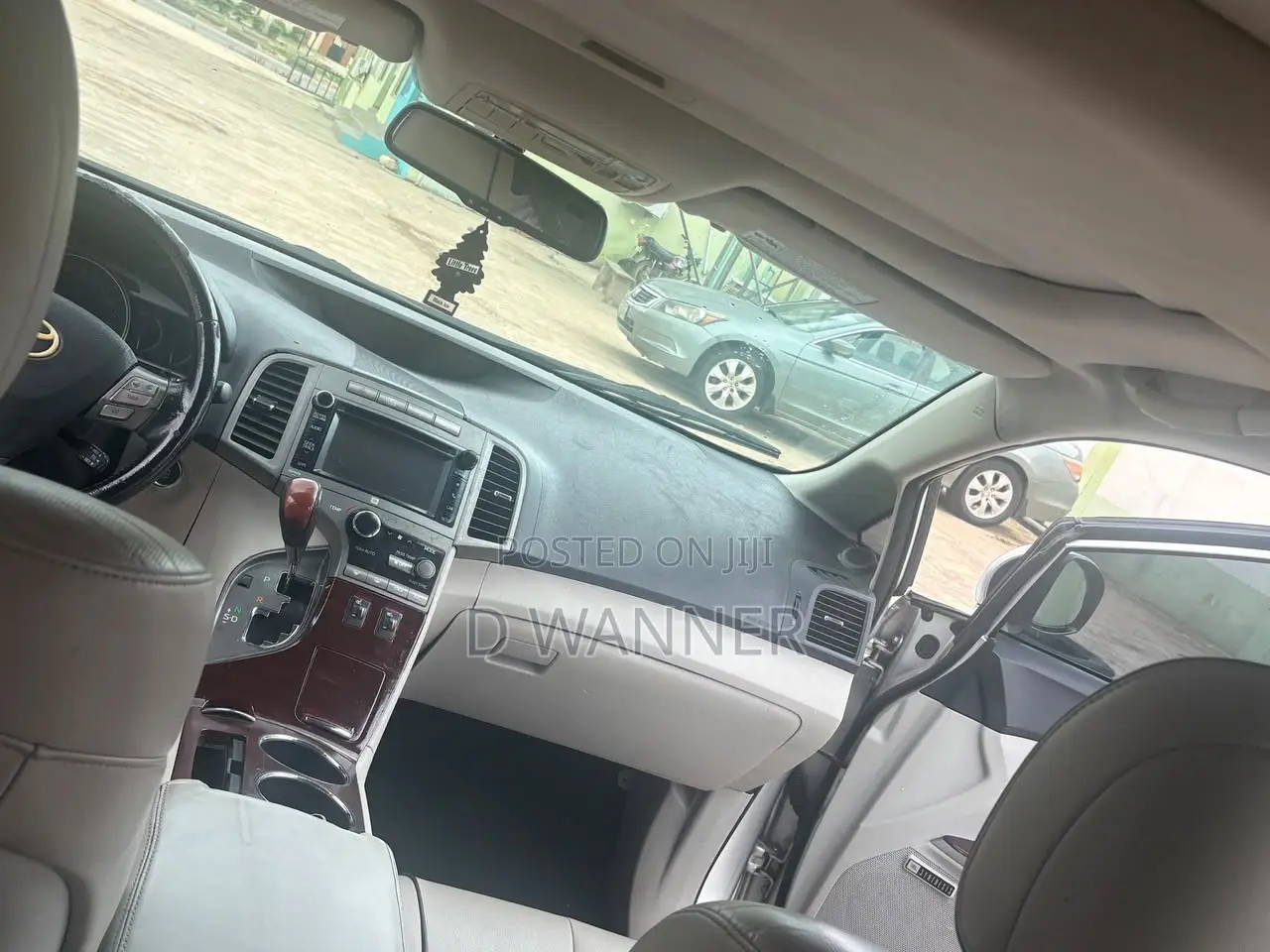Toyota Venza V6 2010 Silver