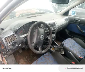 Volkswagen Golf 2001 Silver