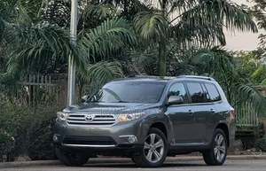 Toyota Highlander 2012 Gray