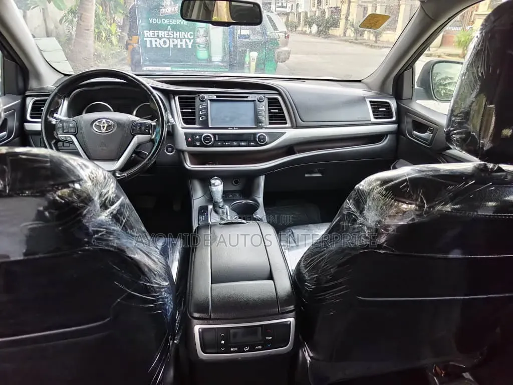Toyota Highlander 2016 Black