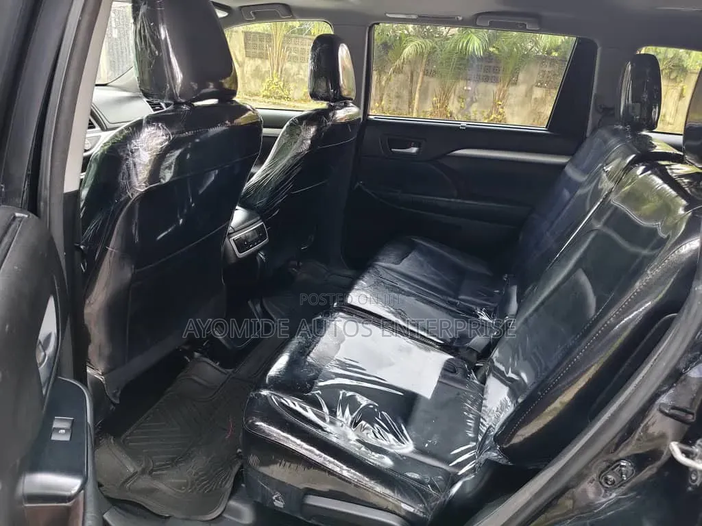 Toyota Highlander 2016 Black