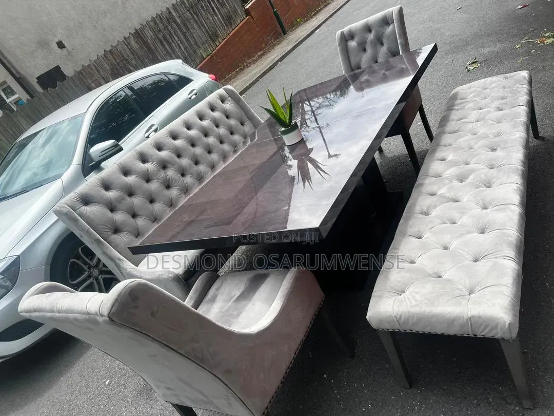 Clean Solid Foreign Dinning Set