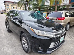 Toyota Highlander 2016 Black