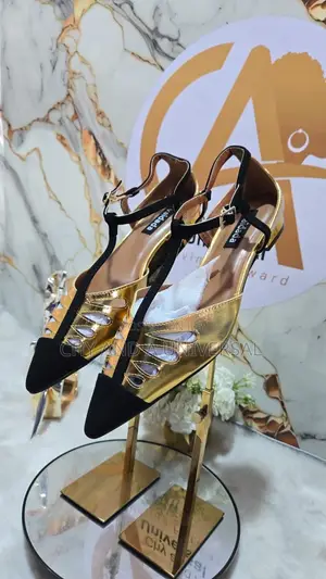 Vaidada Slingback Flats