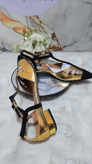 Vaidada Slingback Flats