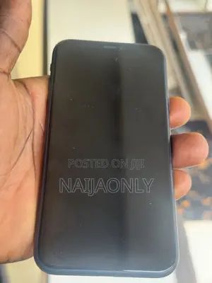 Apple iPhone XR 64 GB Black