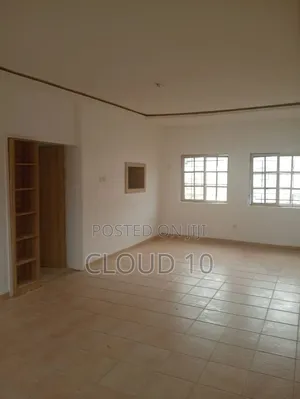 4bdrm Block of Flats in Zone 4 / Wuse for rent