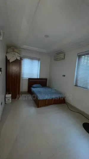 3bdrm Apartment in Ikeja GRA for rent