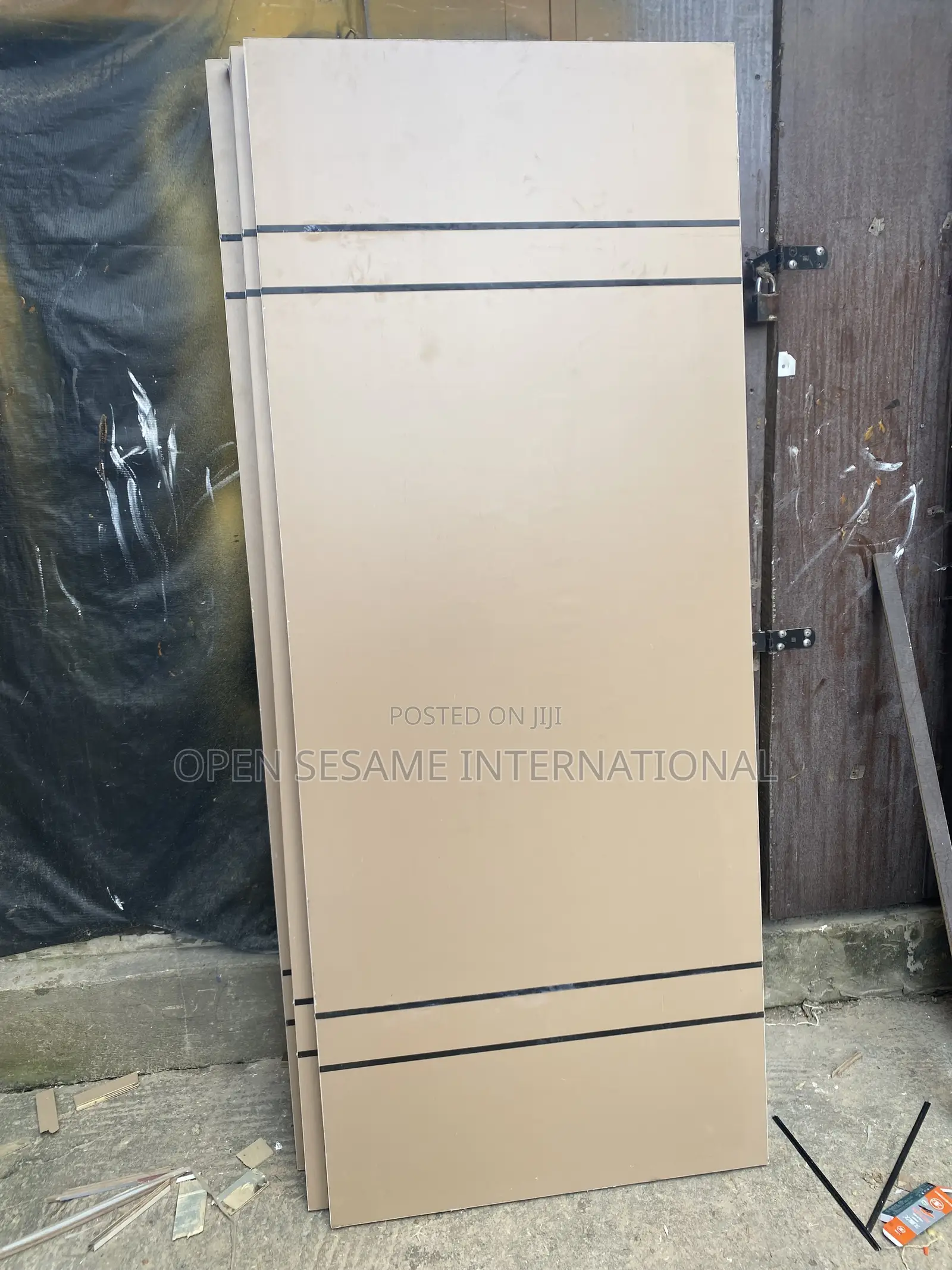 HDF Door Cappuccino Stripes