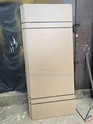 HDF Door Cappuccino Stripes
