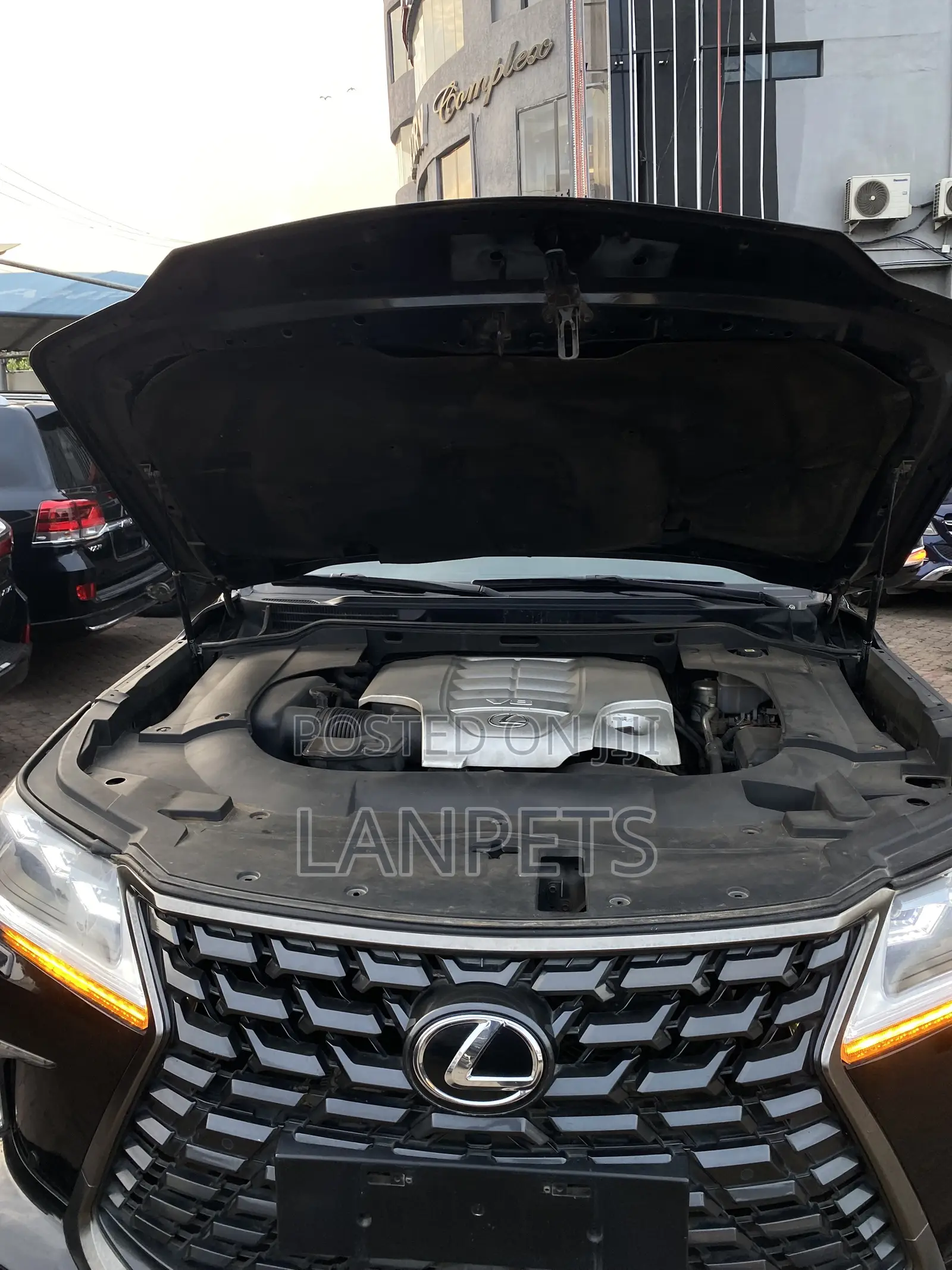 Lexus LX 570 AWD 2014 Black