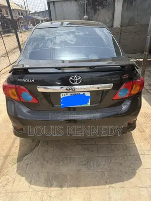 Toyota Corolla 2009 Black