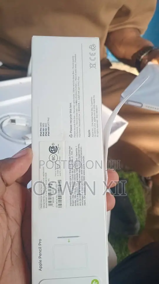 New Apple iPad Air (2022) 128 GB Gray