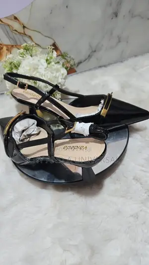 Vaidada Patent Leather Slingback