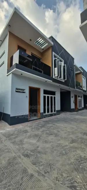 Furnished 4bdrm Townhouse/Terrace in Victoria Court, Ikeja for sale
