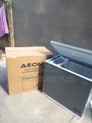 Aeon Chest Freezer 200L for Household Convenience