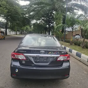 Toyota Corolla 2013 Gray
