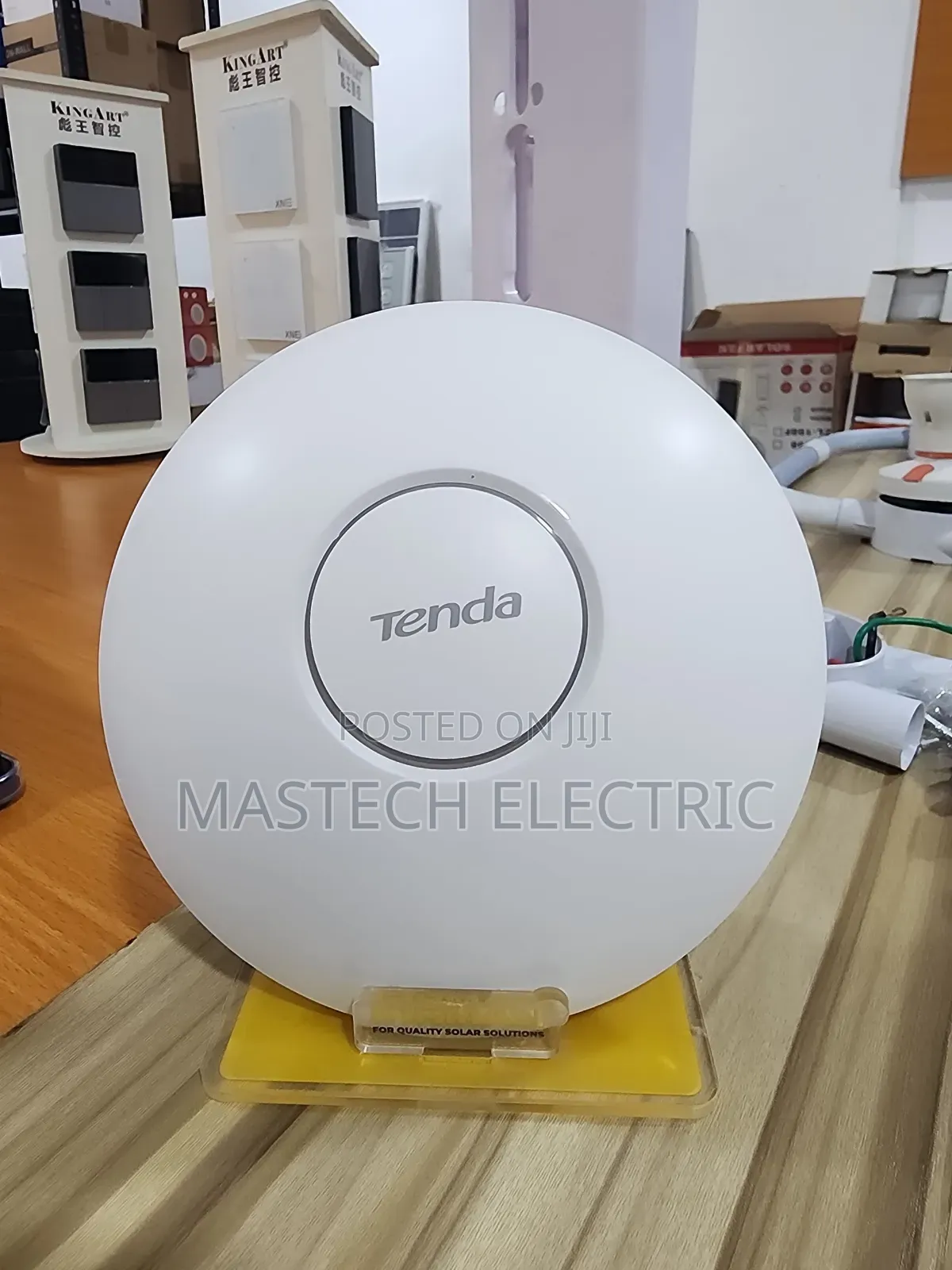 Internet Access Point (Ceiling Mounted)