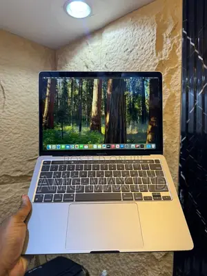 Laptop Apple MacBook Pro 2020 M1 16GB Apple M1 SSD 1T