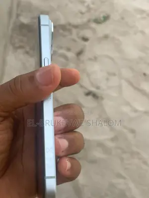 Apple iPhone 15 256 GB White