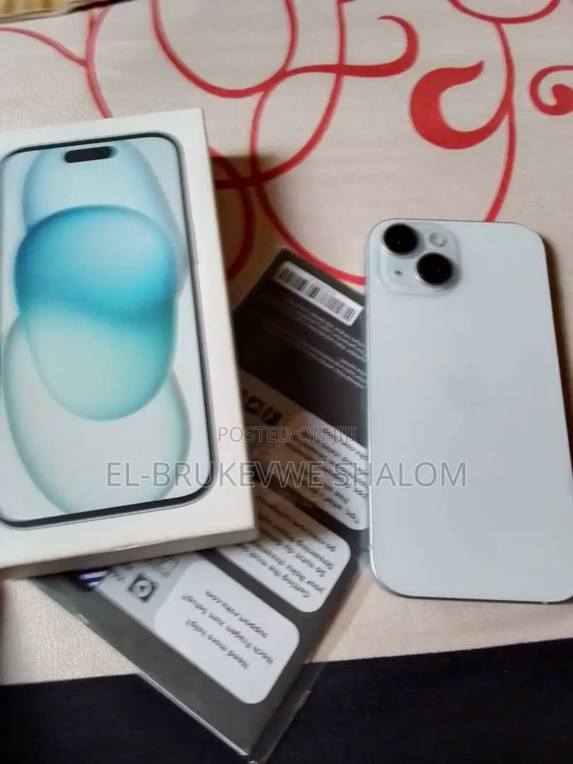 Apple iPhone 15 256 GB White