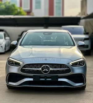 Mercedes-Benz C300 2022 Silver