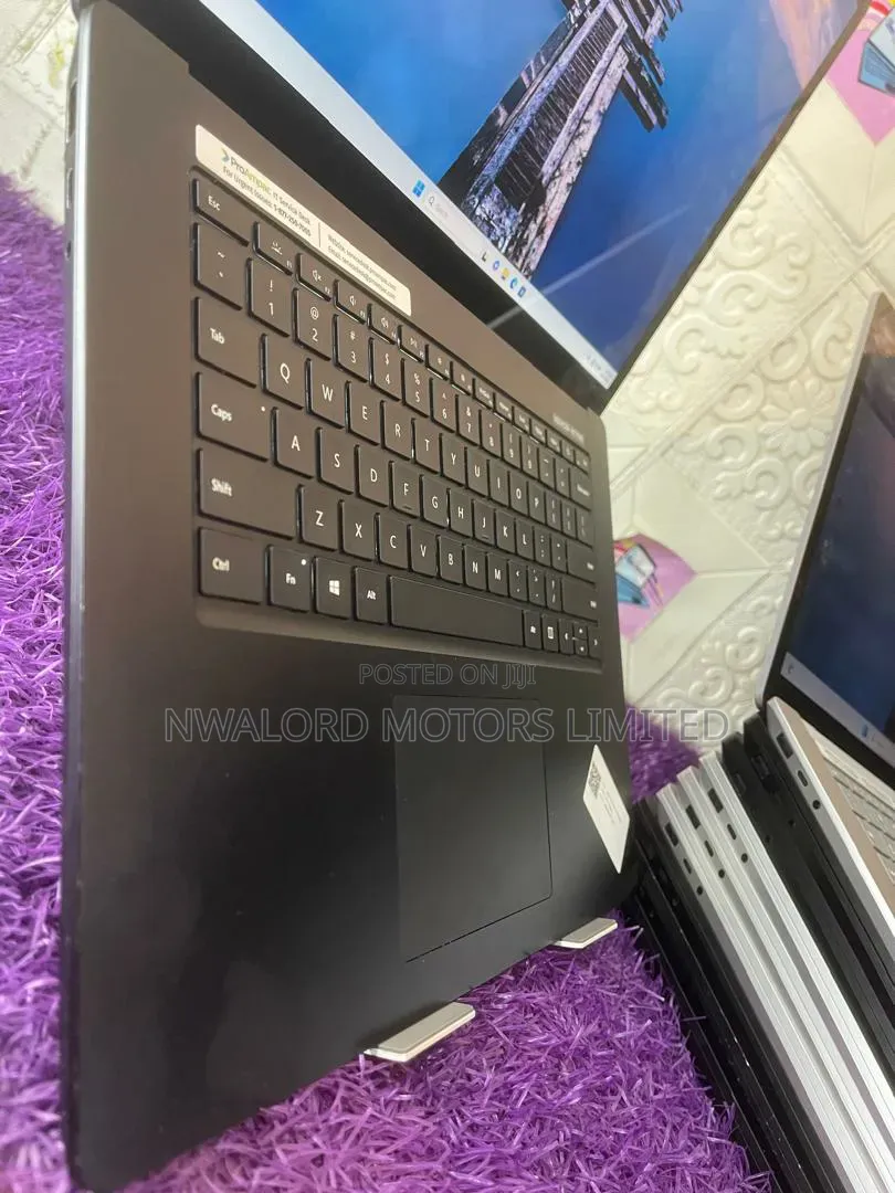Laptop Microsoft Surface Laptop 4 8GB AMD Ryzen 7 SSD 256GB