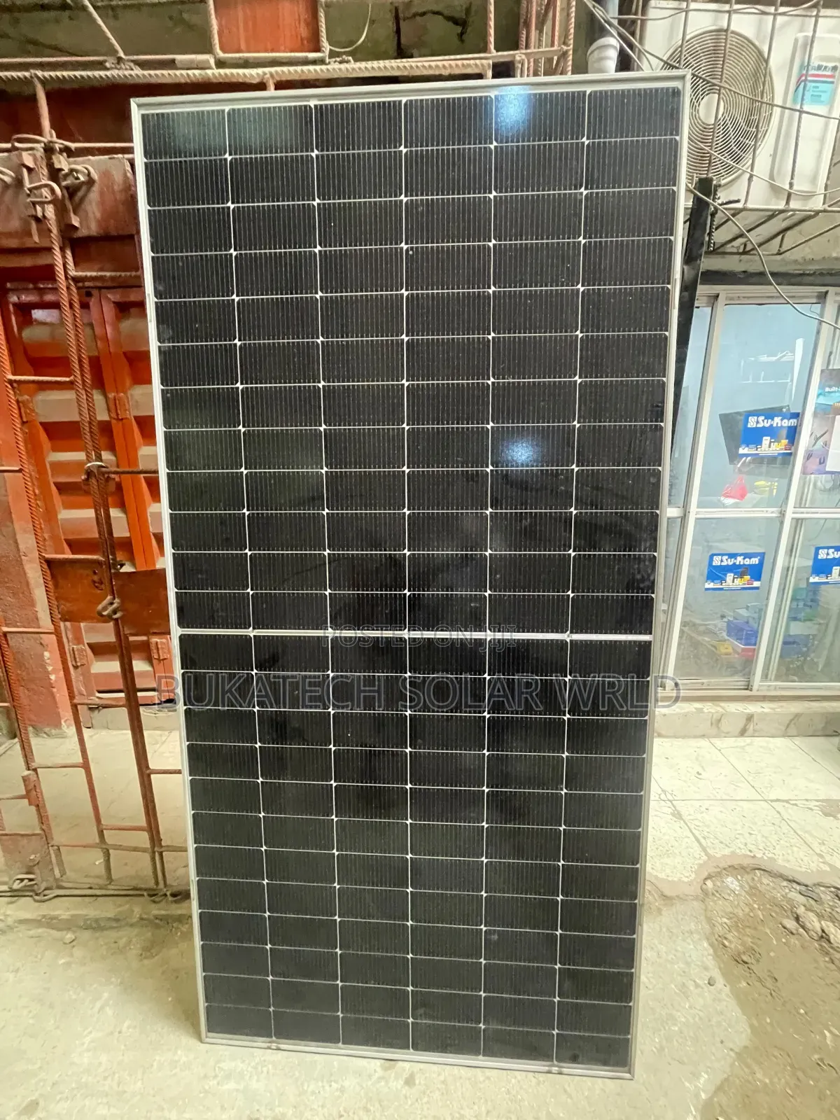 Jinko Non Bifacial 590w