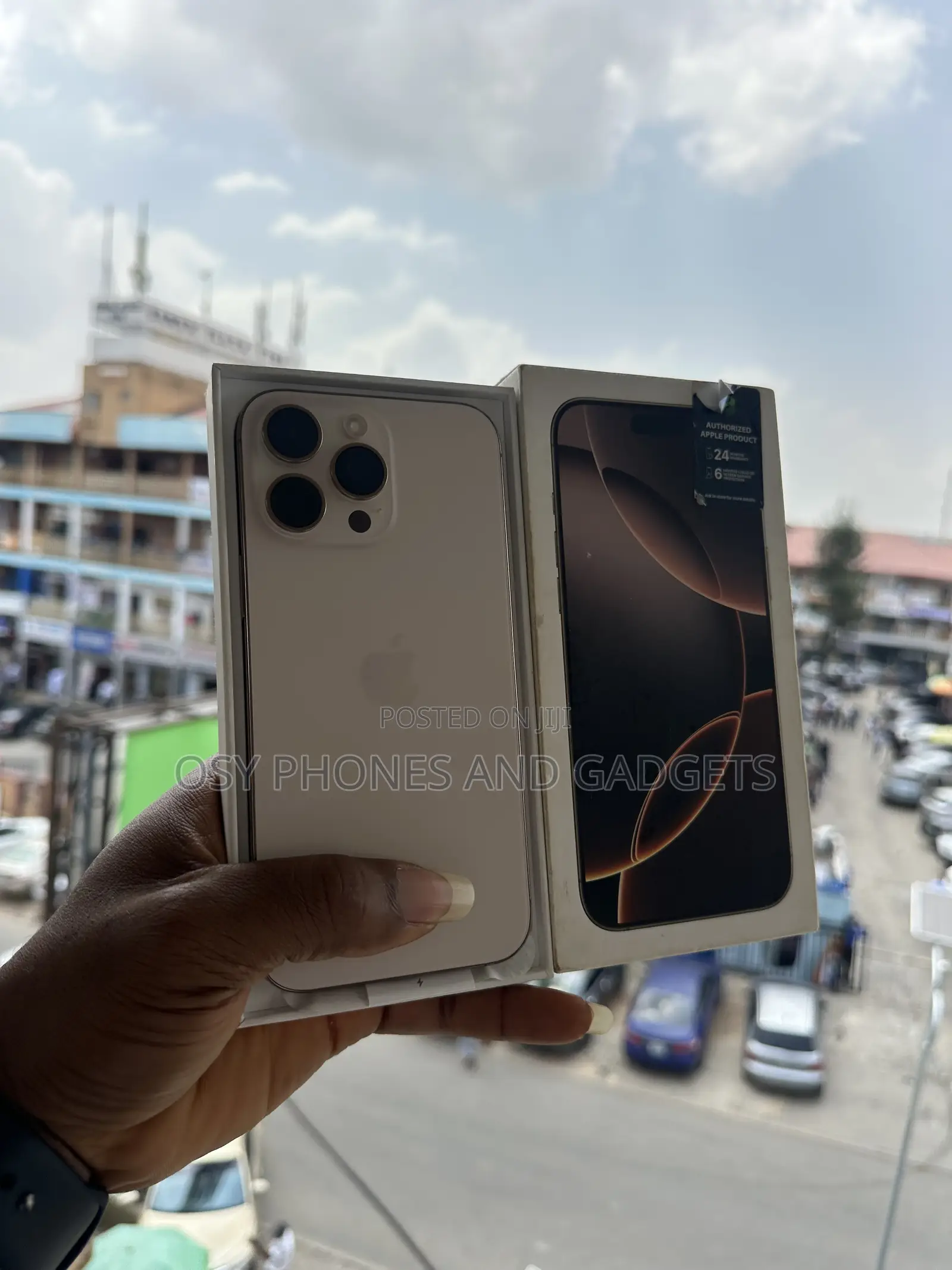 Apple iPhone 16 Pro Max 256 GB Gold
