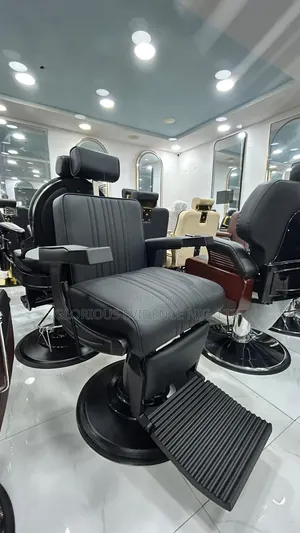 Executive Barber Chair WH19095